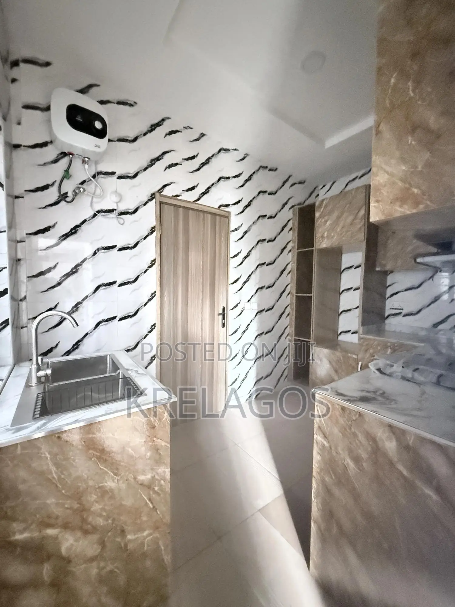 2bdrm Apartment in Ajah, Off Lekki-Epe Expressway for sale in Off Lekki-Epe Expressway