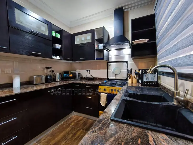 Classic 2 Bedroom Rooftop Apartment in Lekki Phase 1