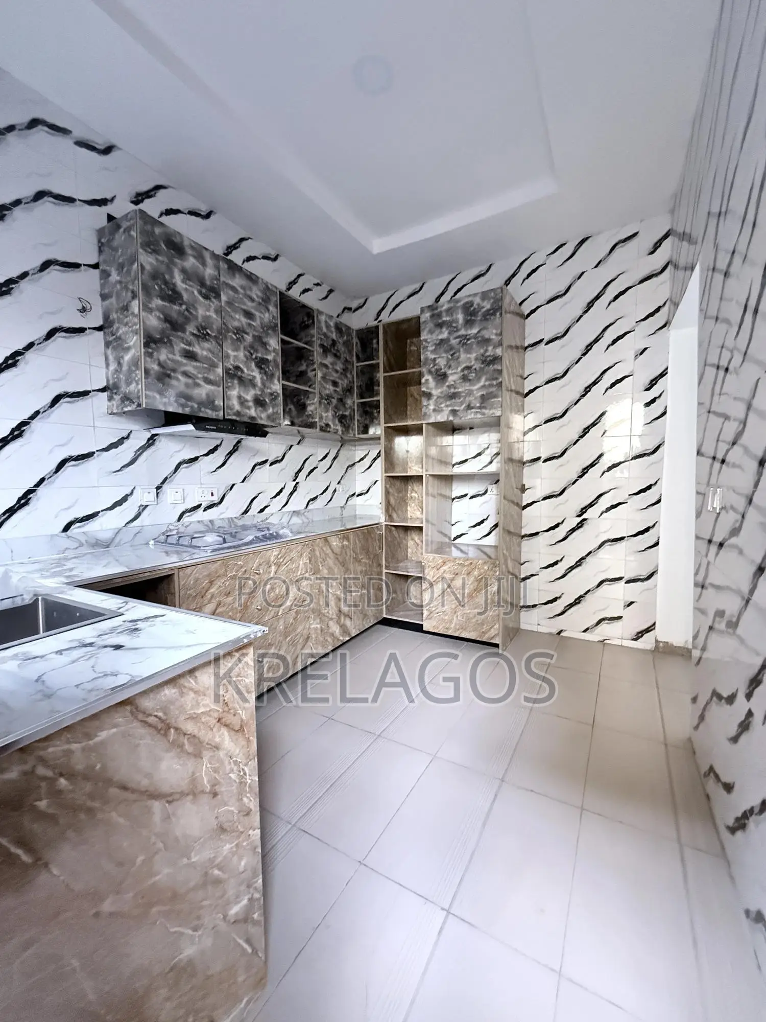 4bdrm Duplex in Ajah, Off Lekki-Epe Expressway for sale in Off Lekki-Epe Expressway