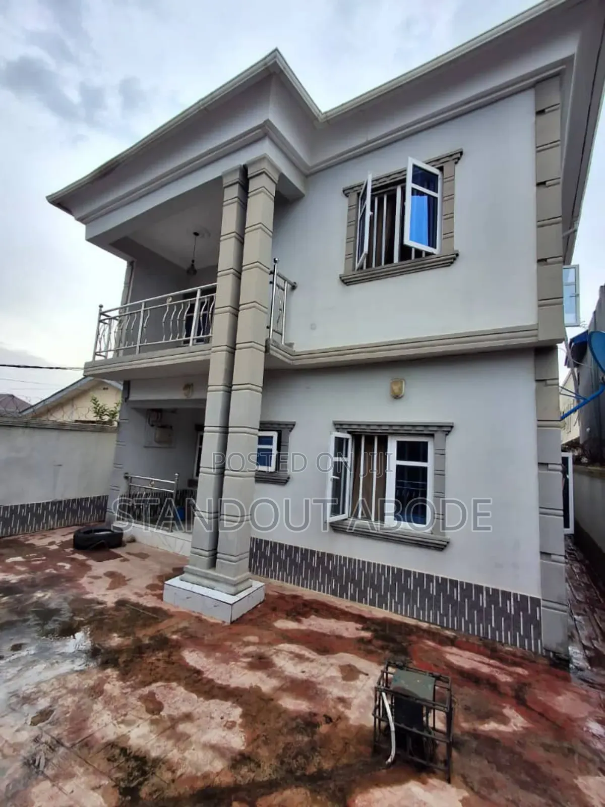 3bdrm Block of Flats in Beckley Estate, Abule Egba for sale in Abule Egba