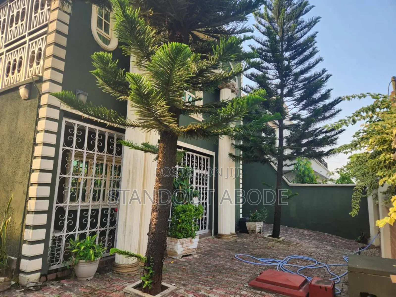 5bdrm Duplex in Gowon Estate, Egbeda for sale in Egbeda