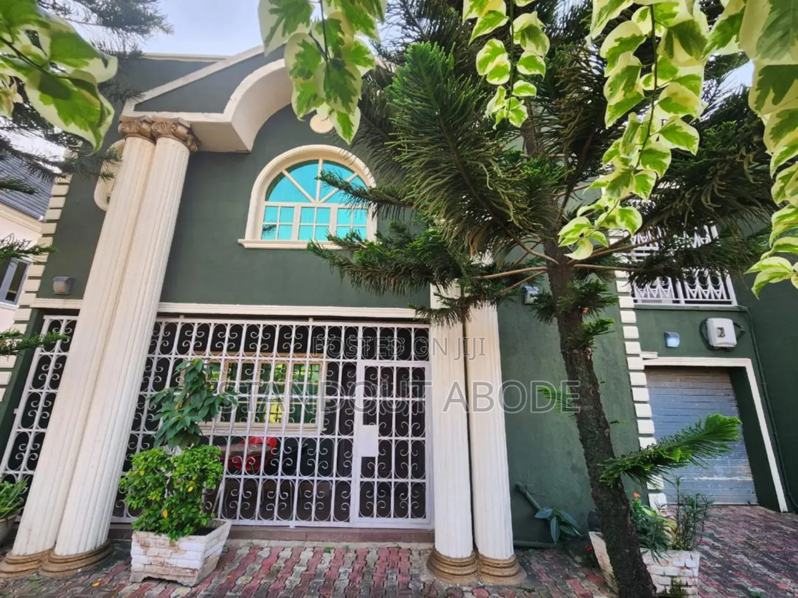 5bdrm Duplex in Gowon Estate, Egbeda for sale in Egbeda