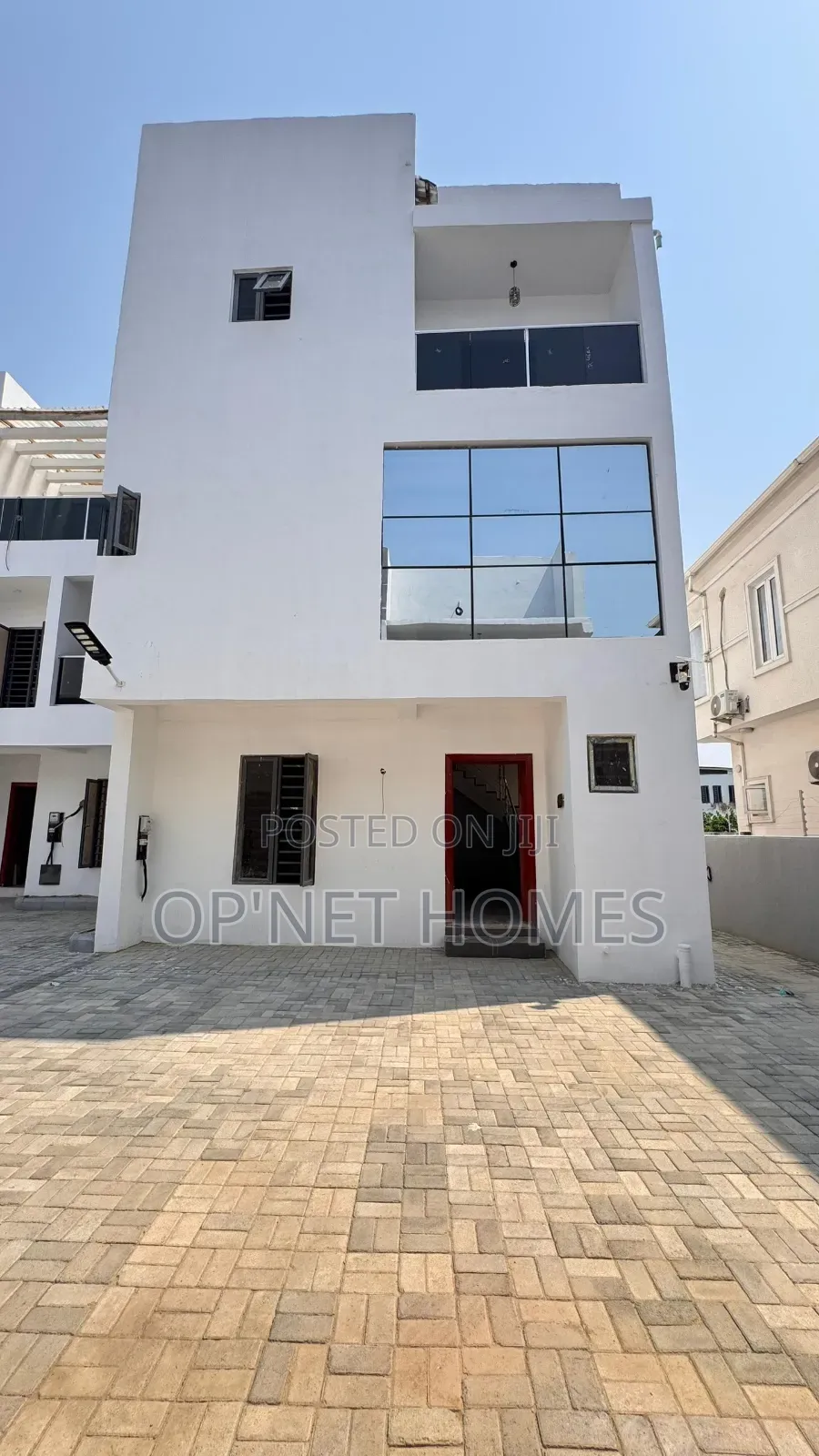 4bdrm Duplex in Lekki Expressway for sale in Lekki Expressway