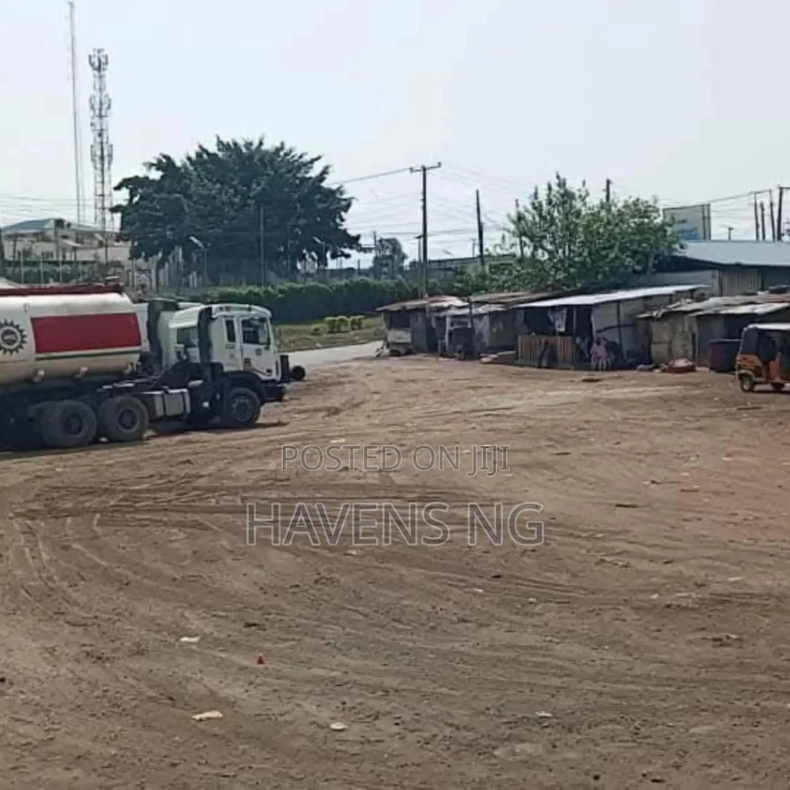 4100sqm Commercial Land for Sale Ajacent Lead City, Ibadan. in Egbeda / Egbeda