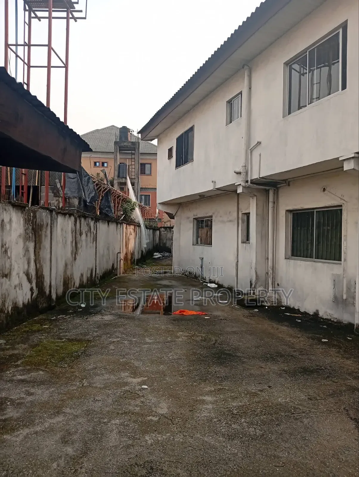 5 Bedroom Office Complex for Rent in Gra Ph in GRA Phase 2 / Port-Harcourt