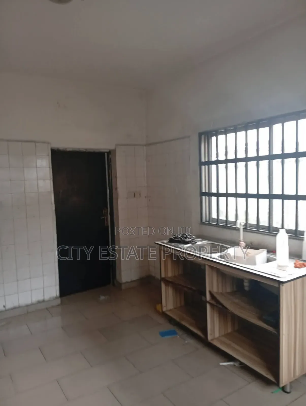 5 Bedroom Office Complex for Rent in Gra Ph in GRA Phase 2 / Port-Harcourt