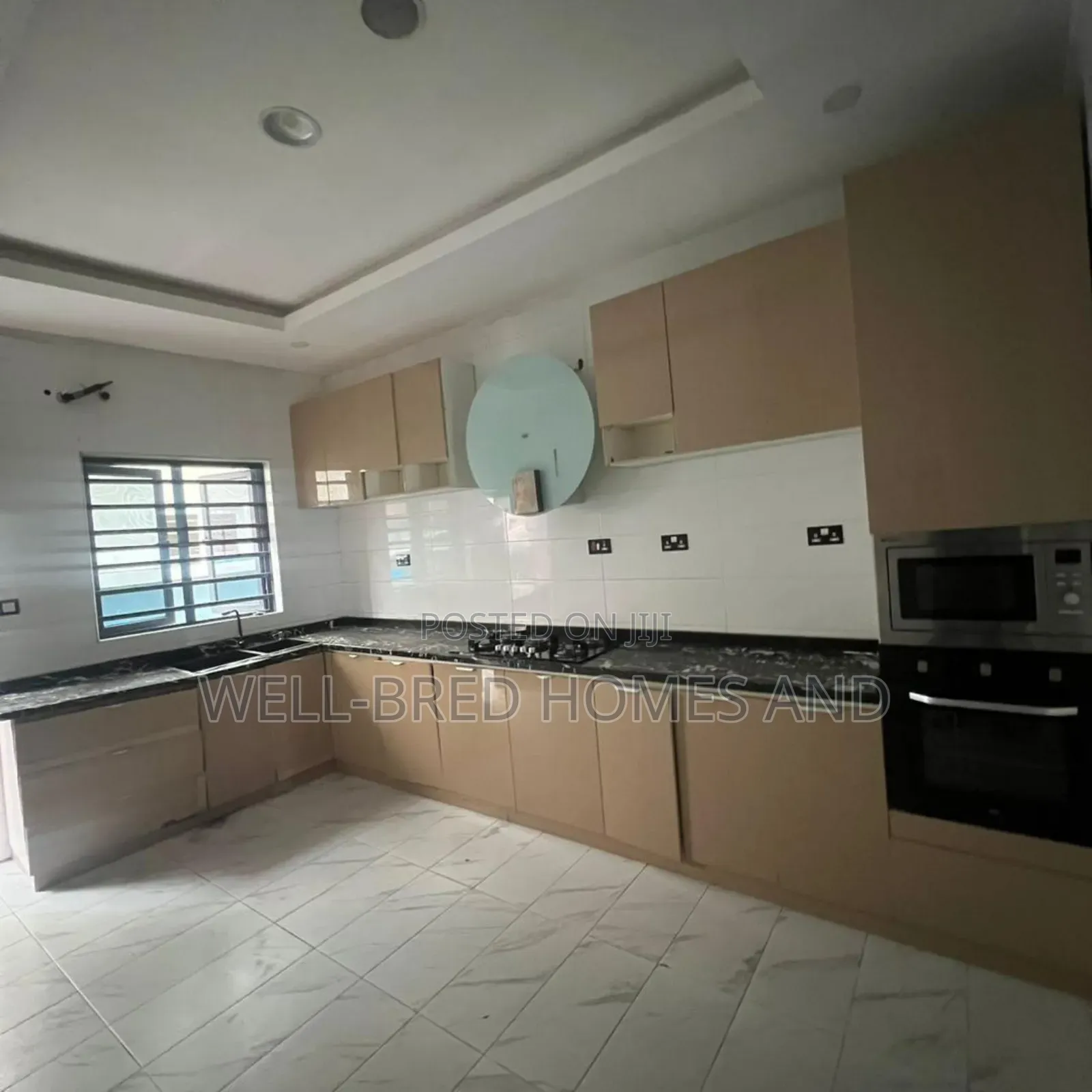 5bdrm Apartment in Ikota Lekki Lagos for rent in Lekki