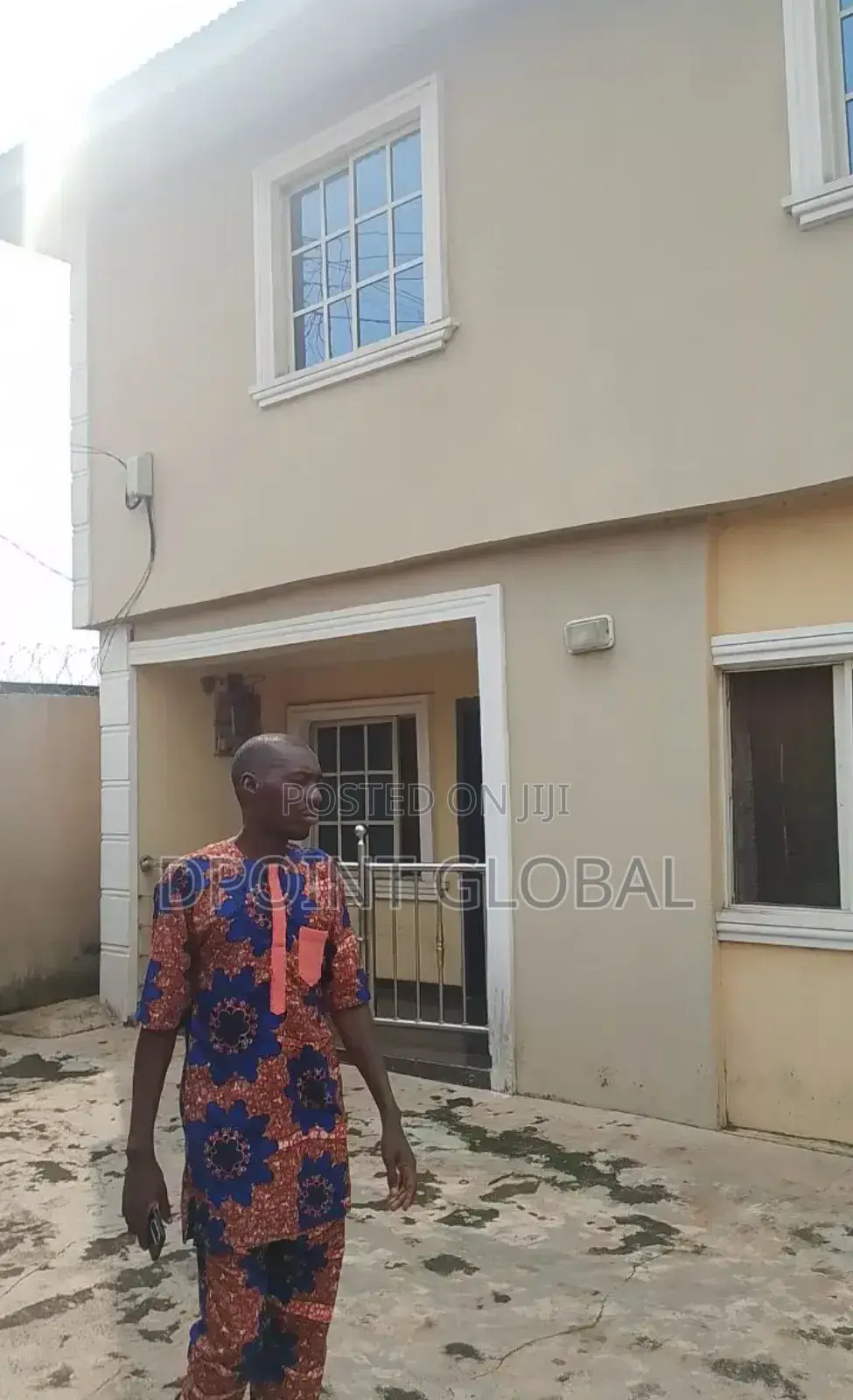 5bdrm Duplex in Not Estate, Alimosho for sale in Alimosho