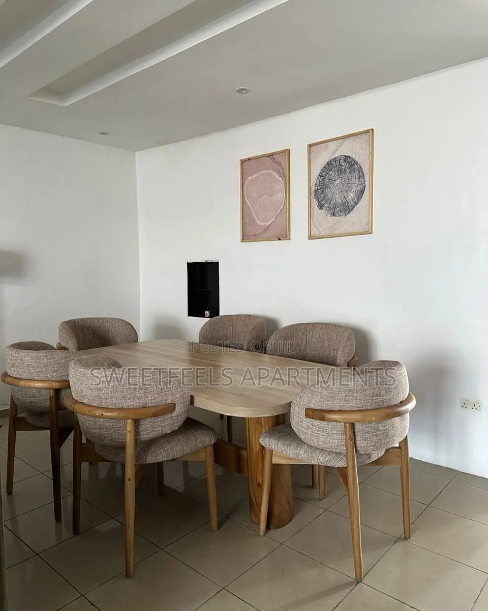 Spacious and Stunning 3 Bedroom Loft With Ps5 in Victoria Island Extension