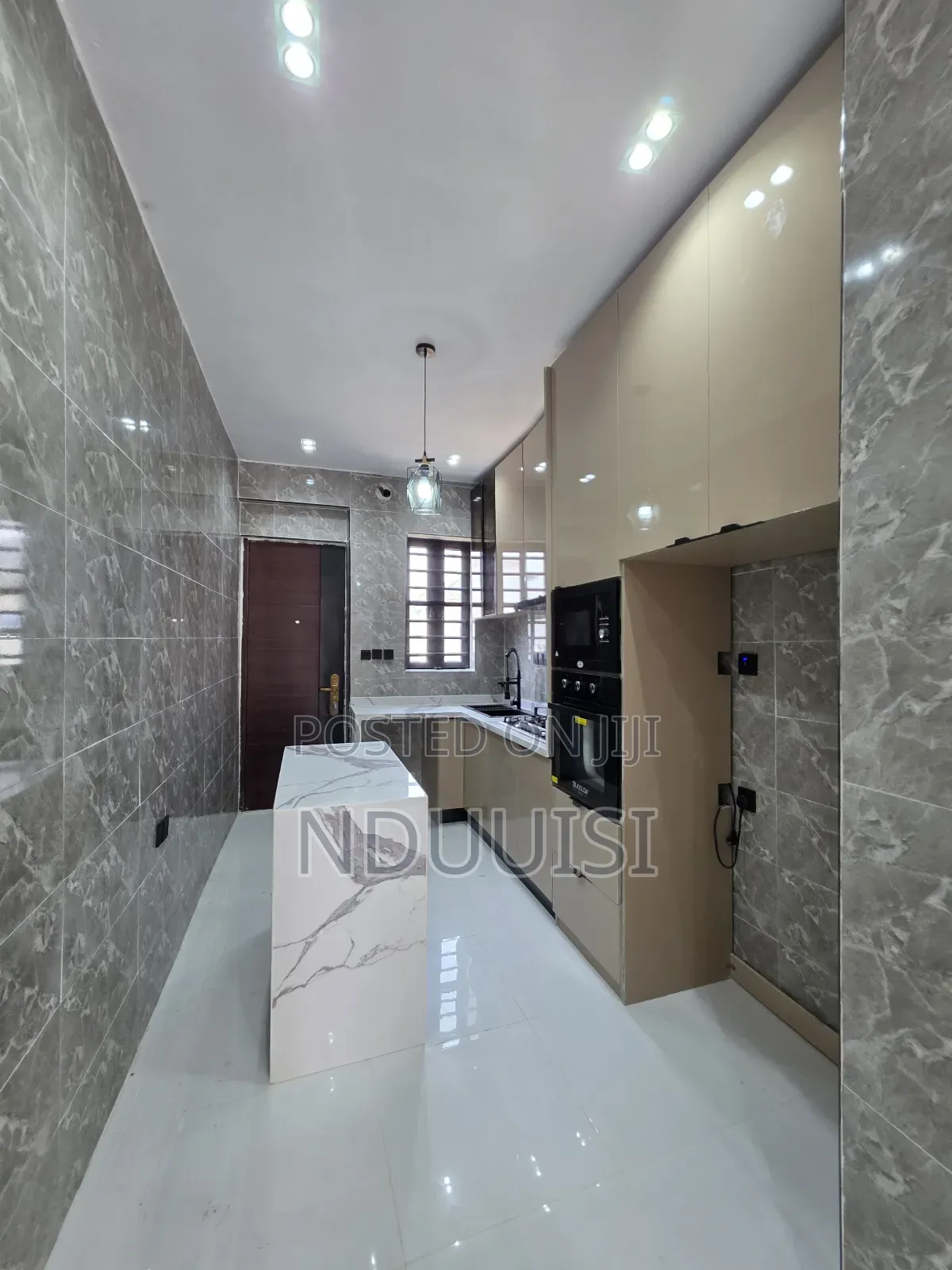 2bdrm Apartment in Ologolo for sale in Ologolo