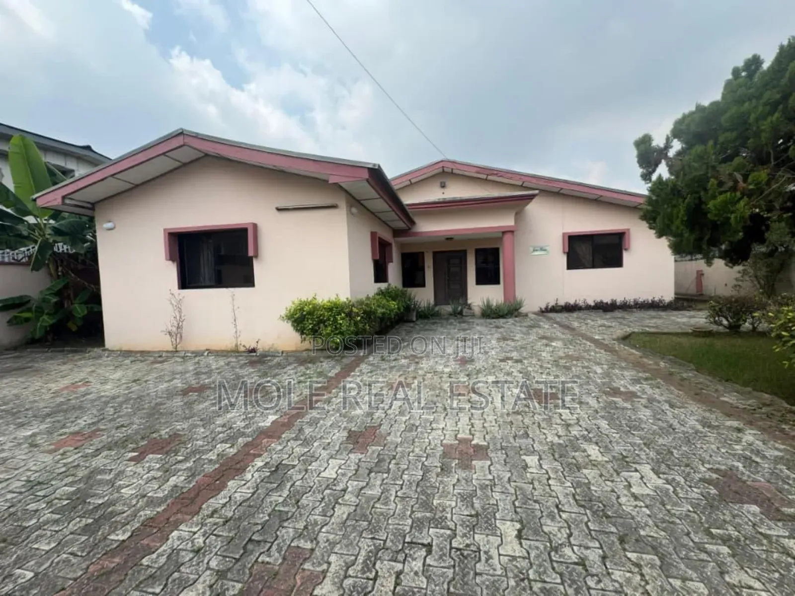 22 Plots Facing Mushin/Oshodi Expressway in Oshodi Expressway