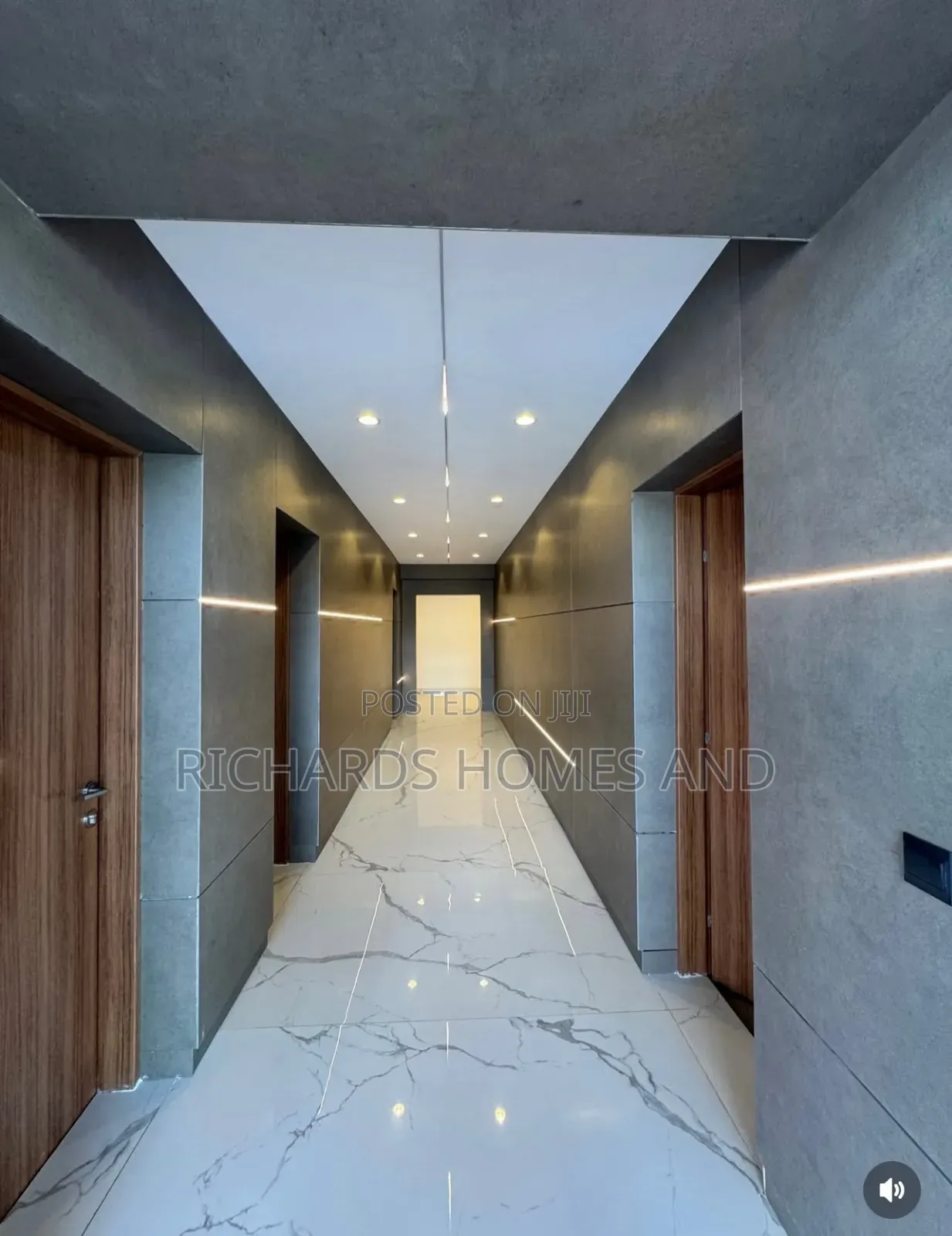 Furnished 3bdrm Apartment in Victoria Island for sale in Victoria Island