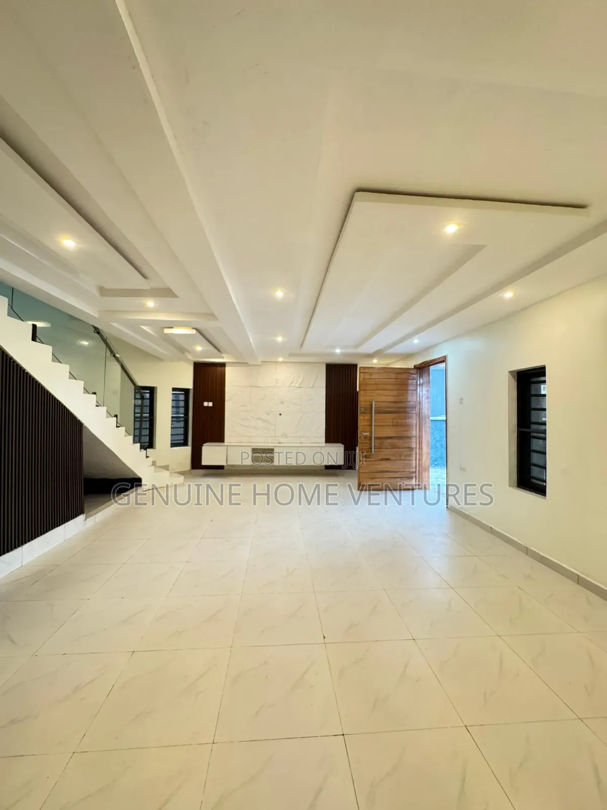4bdrm Duplex in Surulere for sale in Surulere