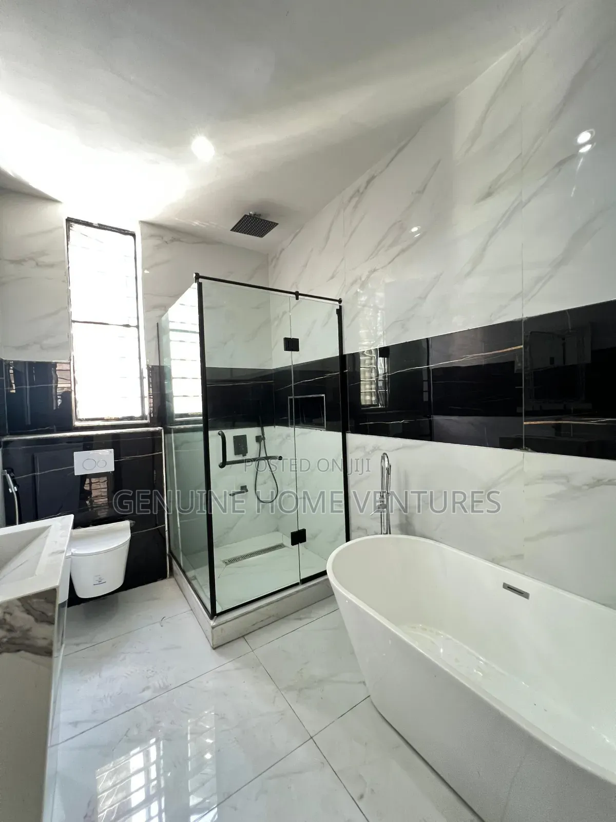 3bdrm Apartment in Lekki Phase 1 for sale in Lekki Phase 1
