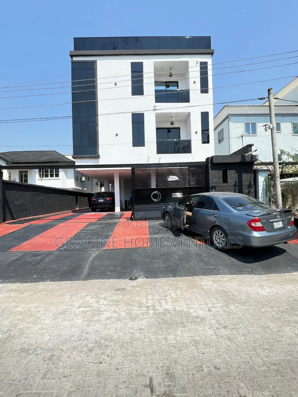 2bdrm Apartment in Lekki Phase 1 for sale in Lekki Phase 1