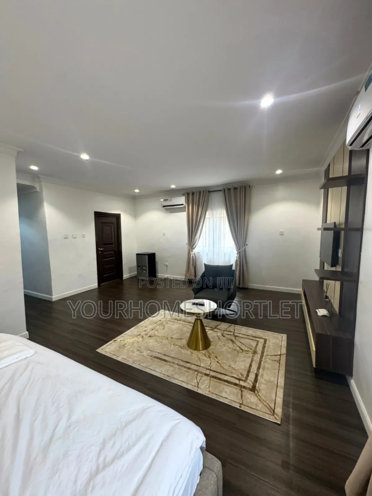 New Luxury 4/3 Bedroom With Lounge ( Self Compound) That Allows Party in Ikeja GRA