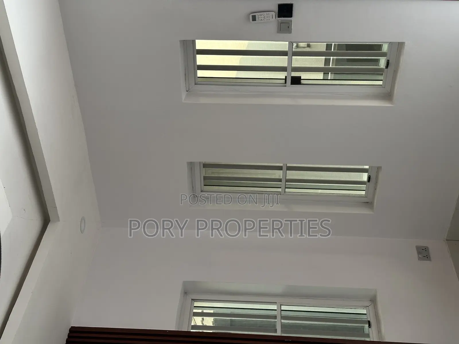 Furnished 5bdrm Duplex in Jericho Gra for sale in Jericho
