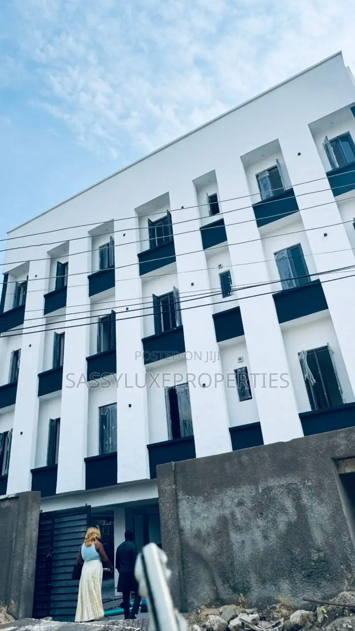 Furnished 3bdrm Apartment in Ilasan Lekki for sale in Lekki
