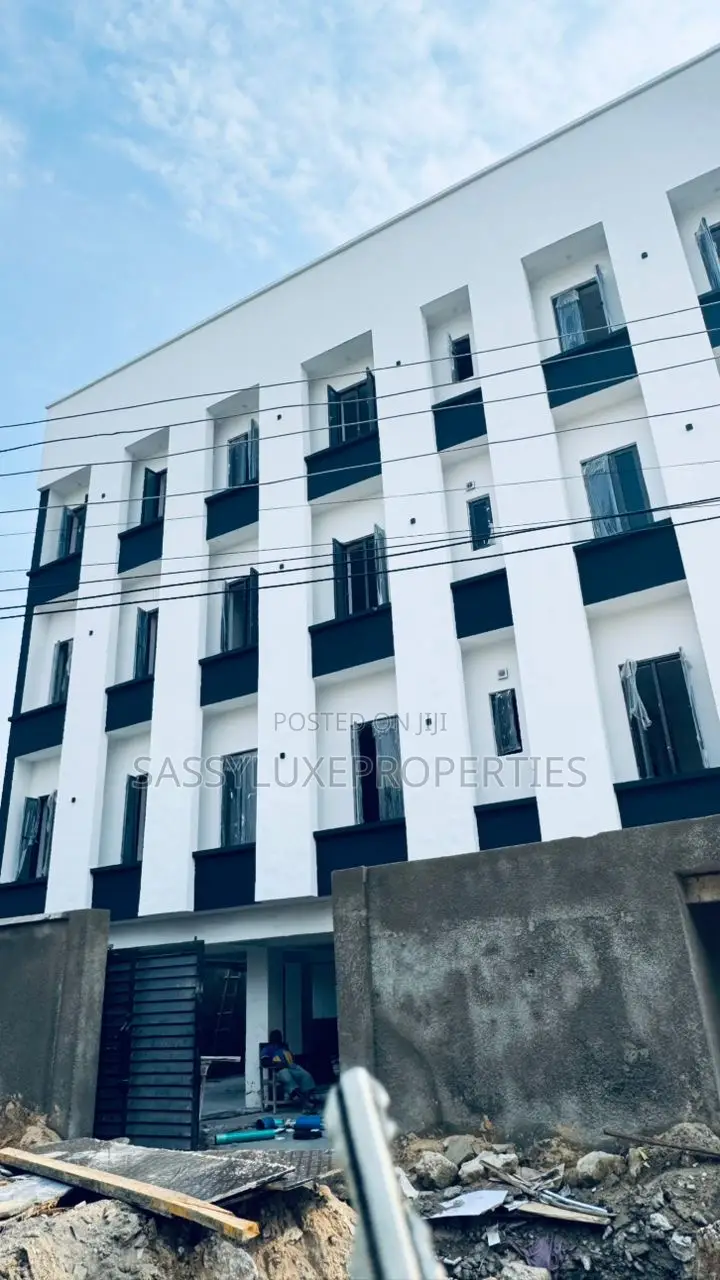 Furnished 3bdrm Apartment in Ilasan Lekki for sale in Lekki