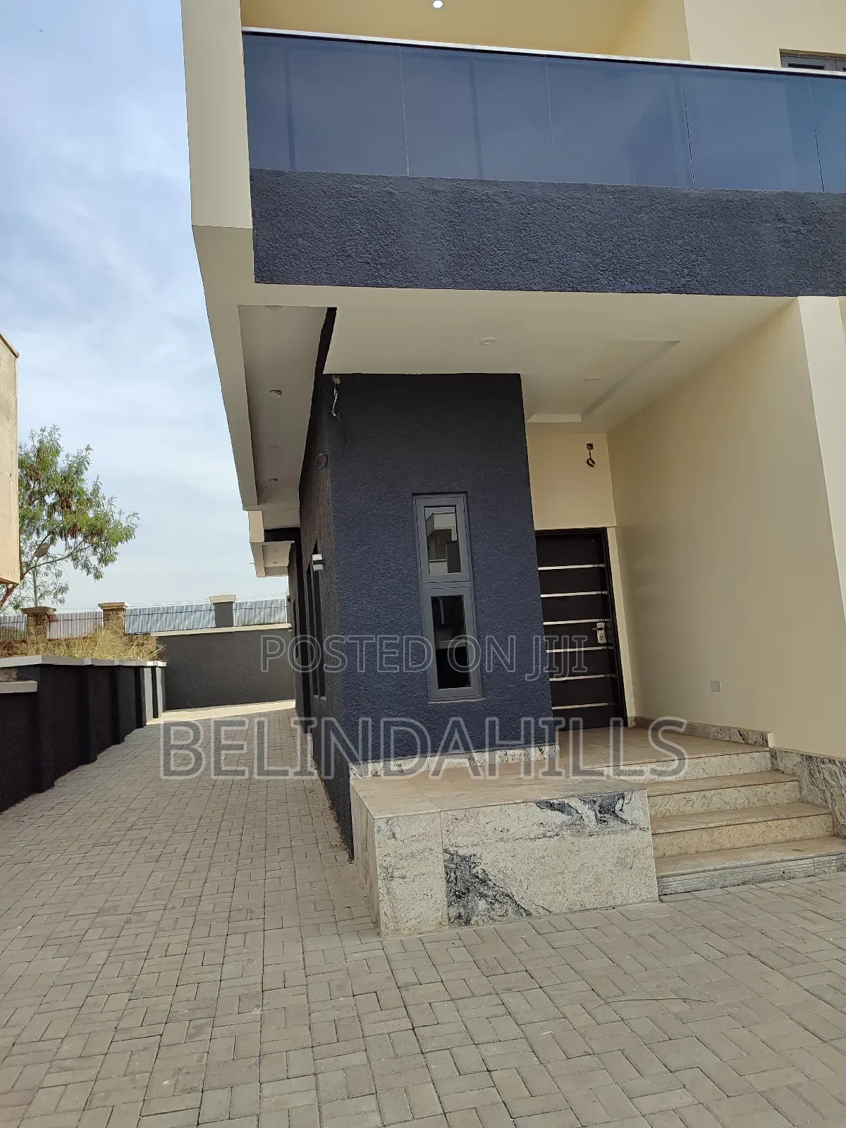 5bdrm Townhouse/Terrace in Idu for sale in Idu