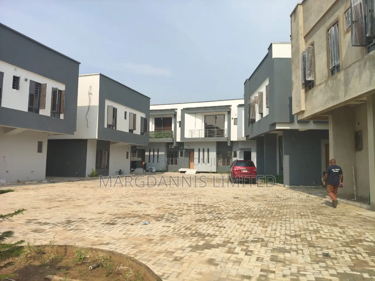 Furnished 3bdrm Duplex in Ibeshe for sale in Ibeshe / Ikorodu