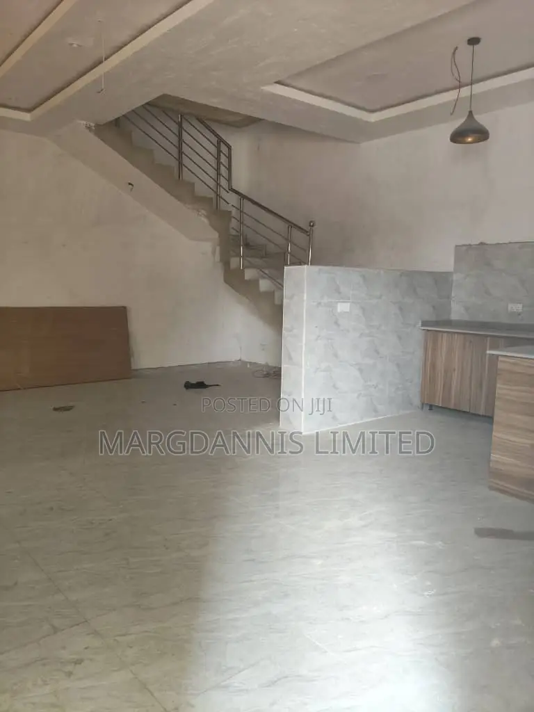 Furnished 3bdrm Duplex in Ibeshe for sale in Ibeshe / Ikorodu