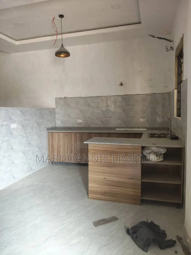 Furnished 3bdrm Duplex in Ibeshe for sale in Ibeshe / Ikorodu