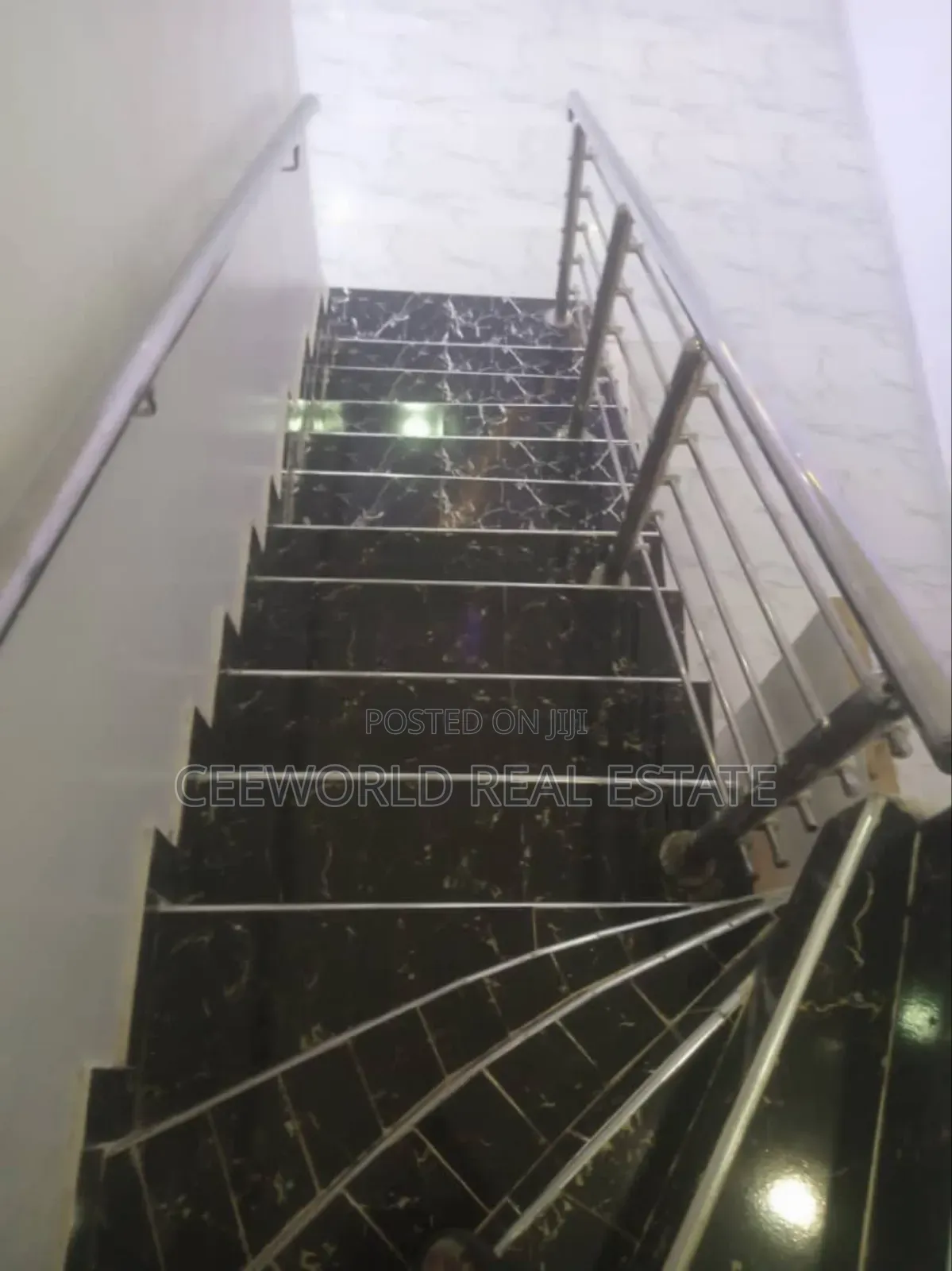 4bdrm Duplex in Emmanuel Estate, Jericho for rent in Jericho