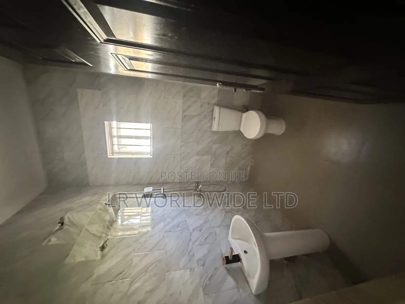 3bdrm Bungalow in Von, Lugbe District for sale in Lugbe District