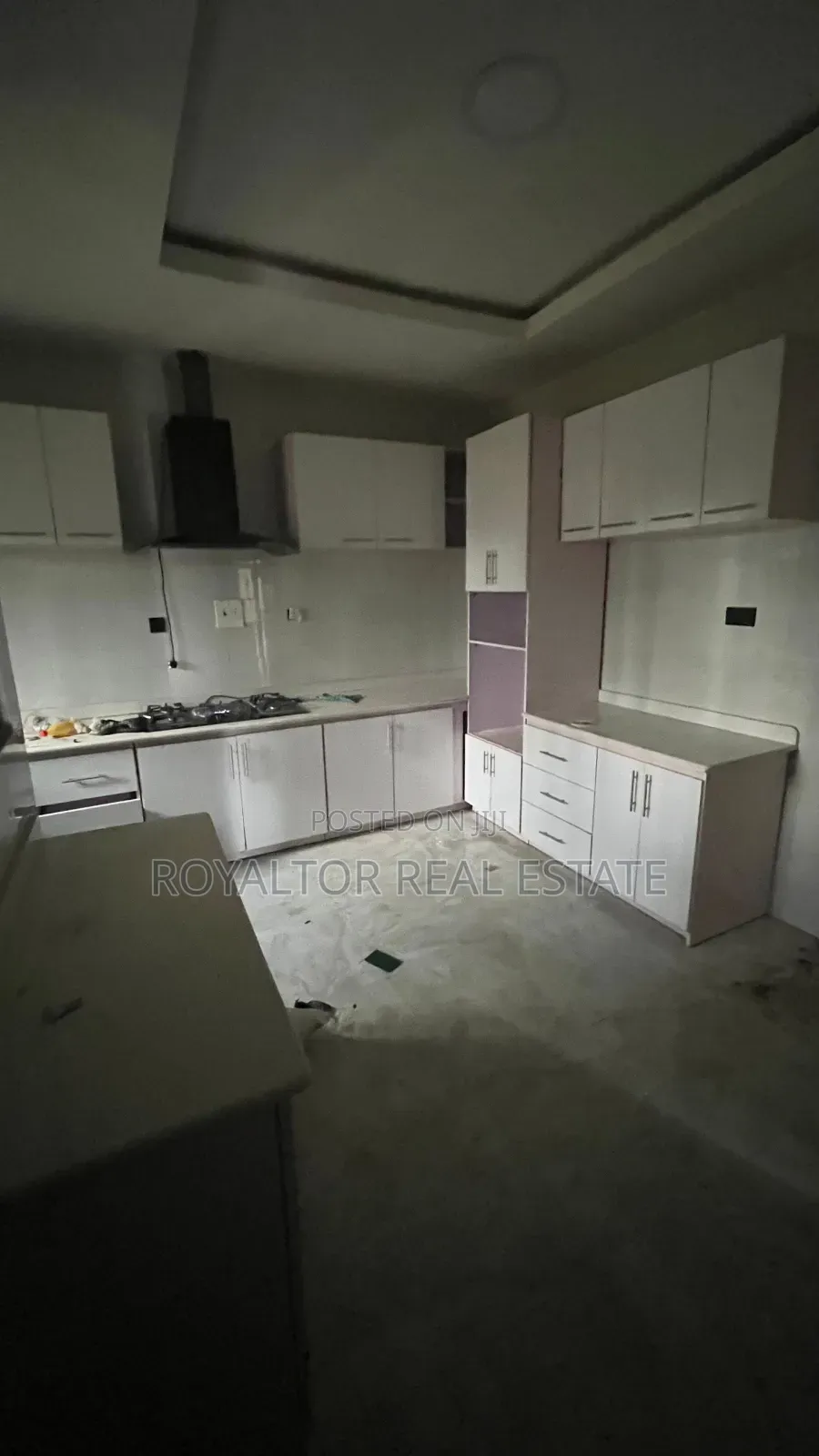 4bdrm Bungalow in Royaltor Real Estate, Benin City for sale in Benin City