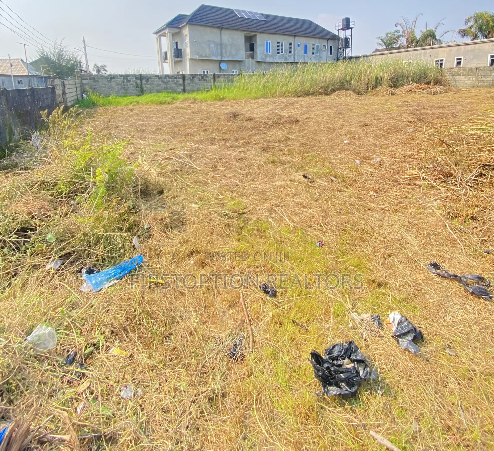 700sqm Cornerpiece Fenced Land at Sunview Estate Sangotedo in Sangotedo