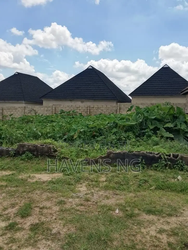 Half Plot of Land for Sale in Ibadan in Ido