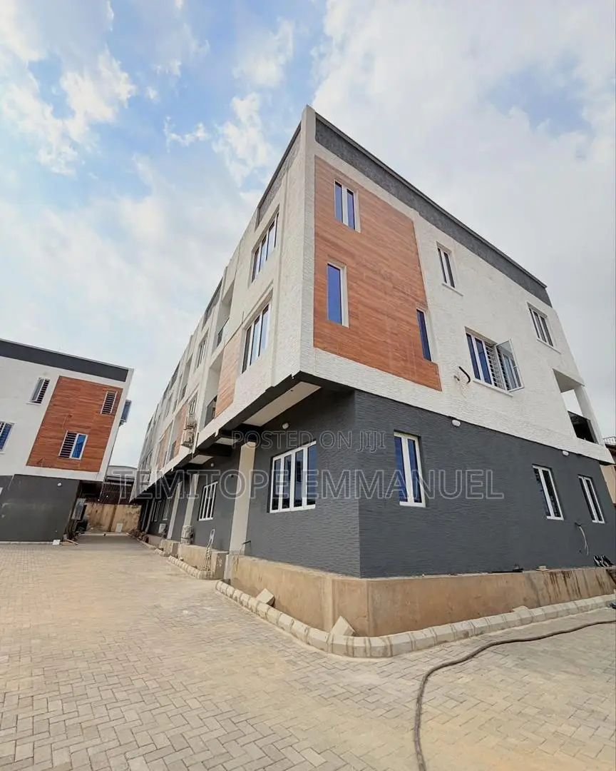 Furnished 4bdrm Duplex in Adeniyi Jones, Ikeja for sale in Adeniyi Jones