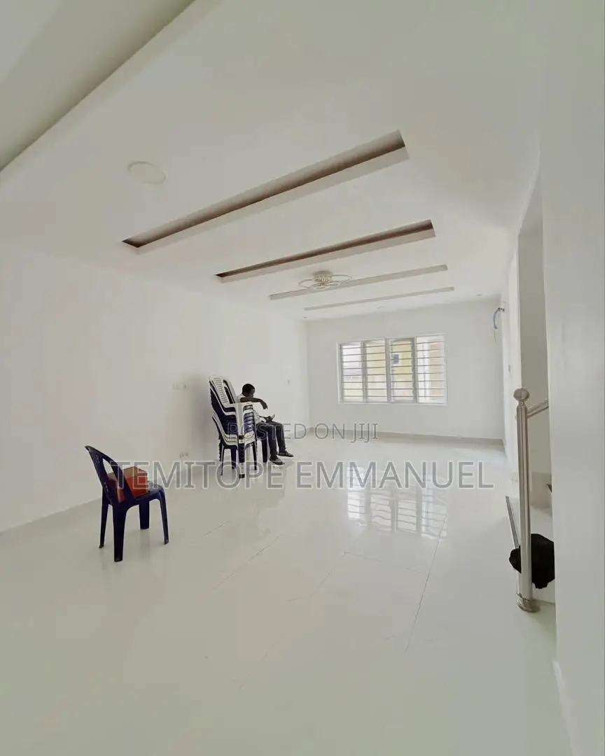 Furnished 4bdrm Duplex in Adeniyi Jones, Ikeja for sale in Adeniyi Jones