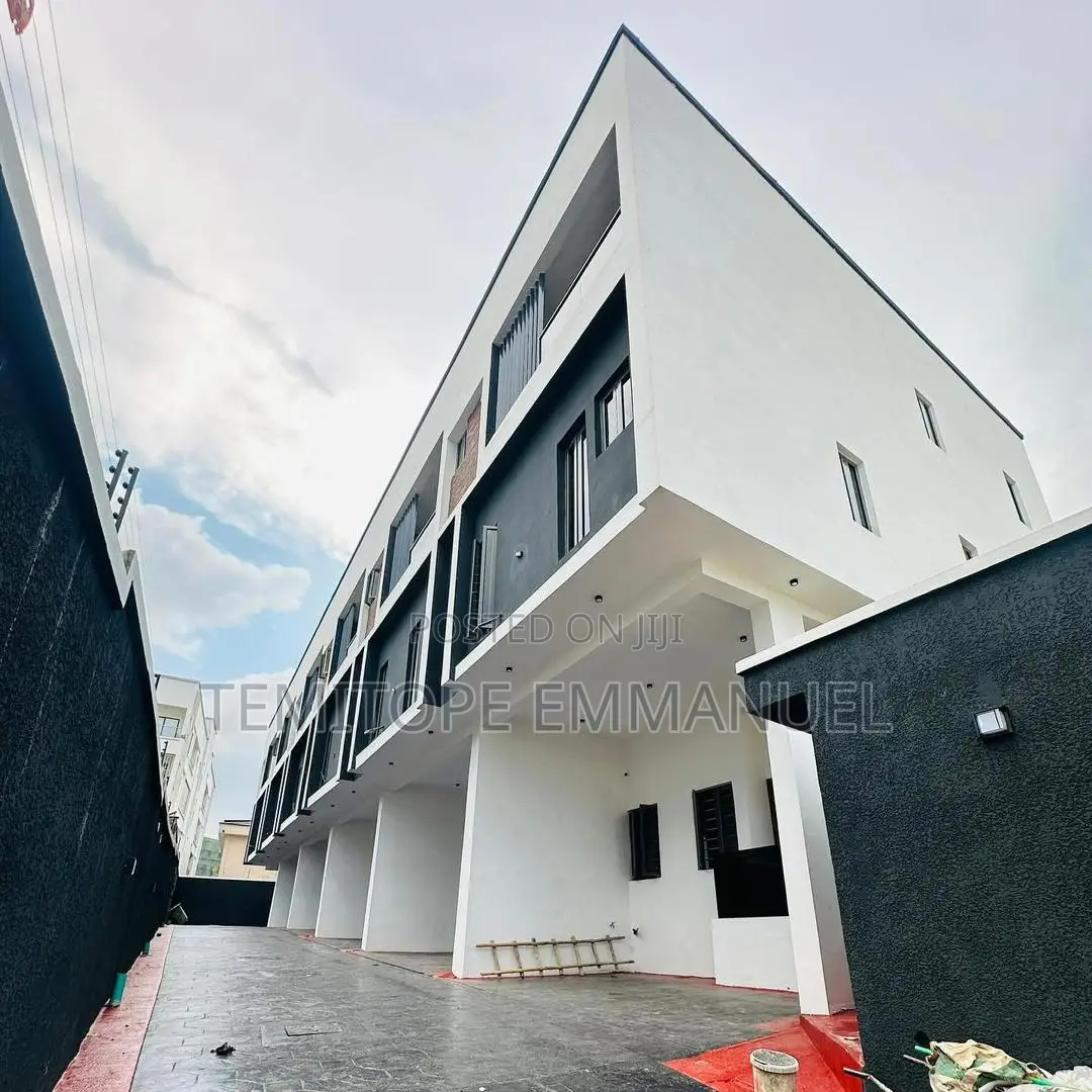 Furnished 4bdrm Duplex in Maryland for sale in Maryland