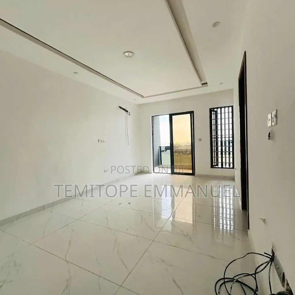 Furnished 4bdrm Duplex in Maryland for sale in Maryland