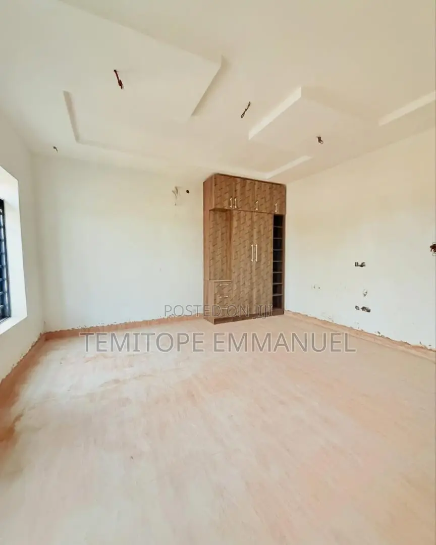 Furnished 4bdrm Duplex in Maryland for sale in Maryland