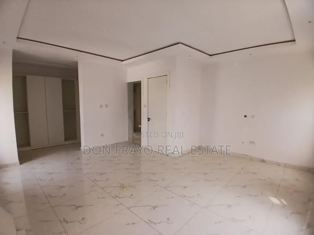 4bdrm Duplex in Kolapo Ishola Gra, Akobo for sale in Akobo