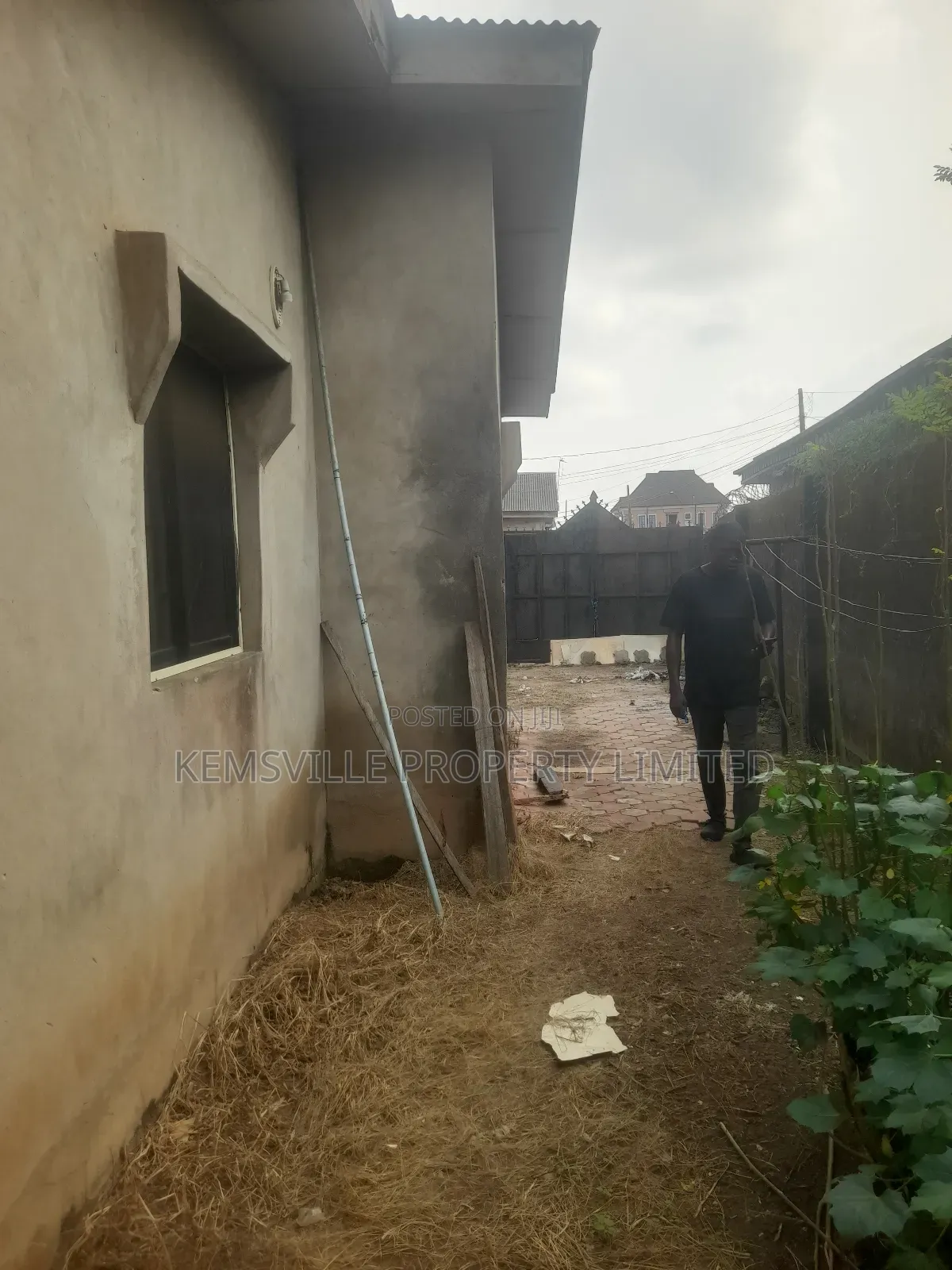 Furnished 3bdrm Bungalow in Alagbado for sale in Alagbado