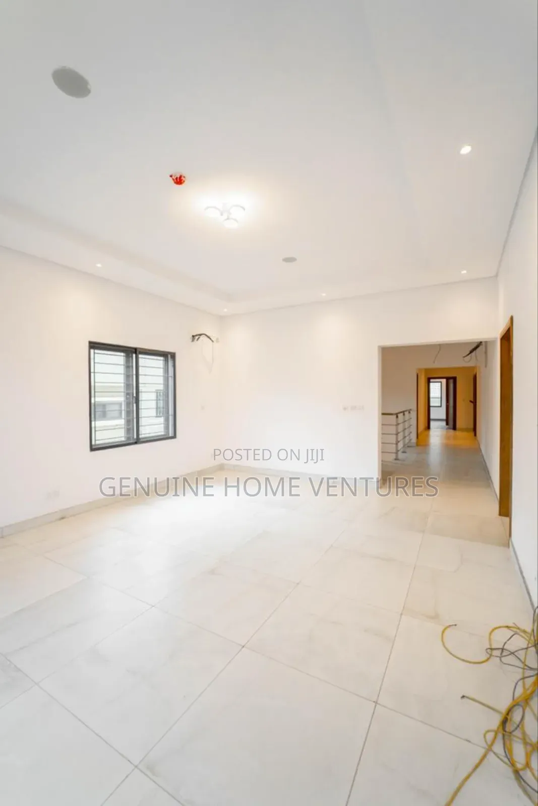 5bdrm Duplex in Lekki Phase 1 for sale in Lekki Phase 1