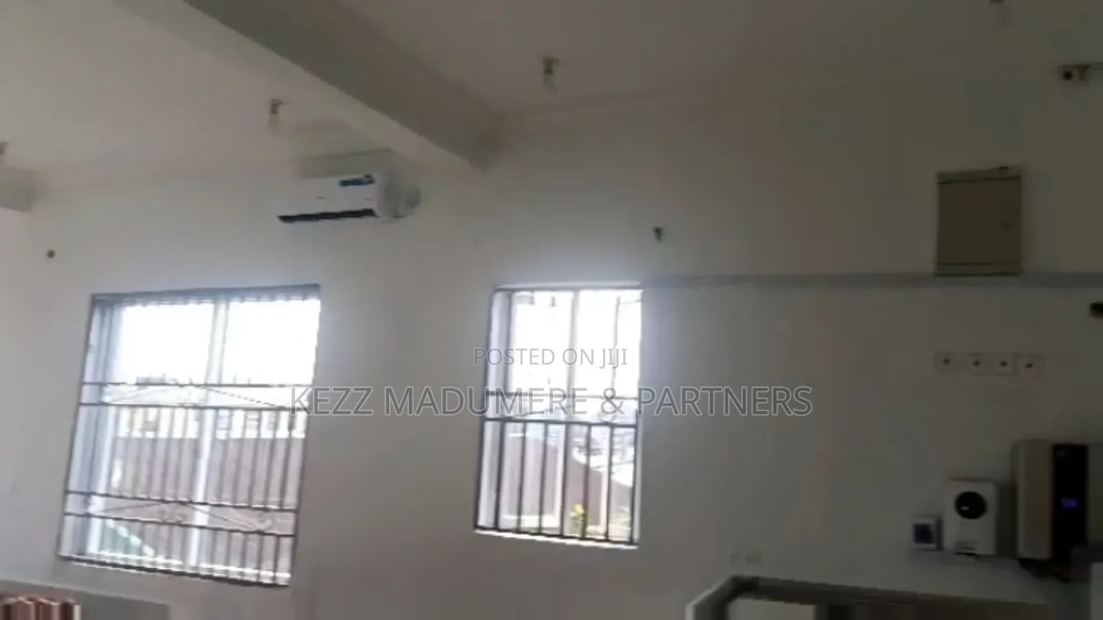 To Let: Spacious Shop At Nta Major Road , Ph in Port-Harcourt