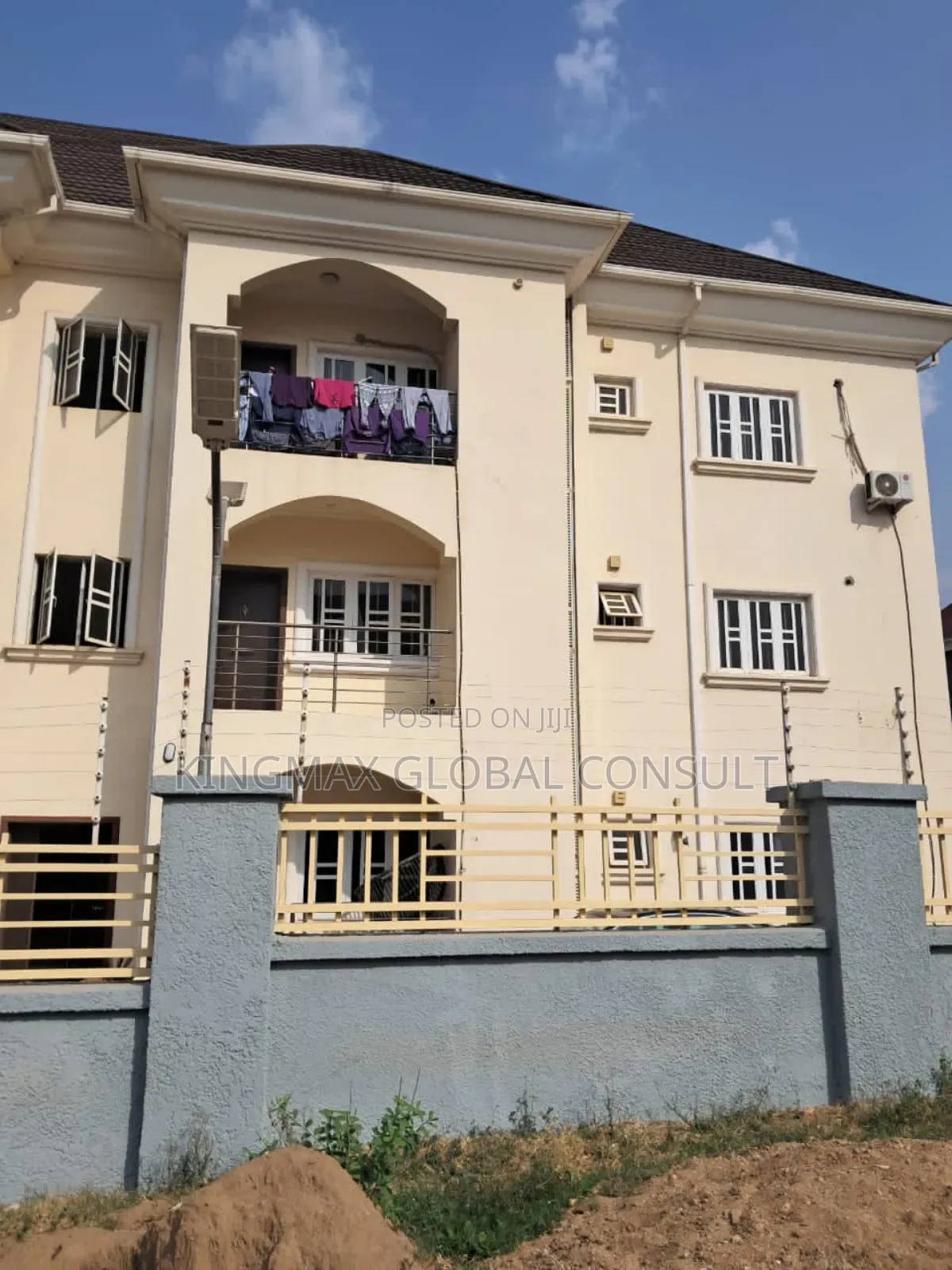 3bdrm Block of Flats in Wuye Abuja for sale in Wuye