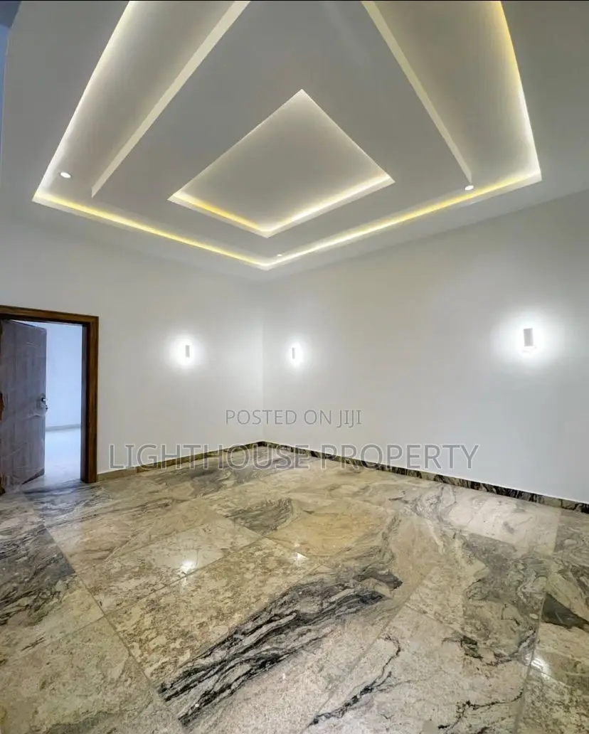 4bdrm Duplex in Dawaki Tarred Road for sale in Dawaki
