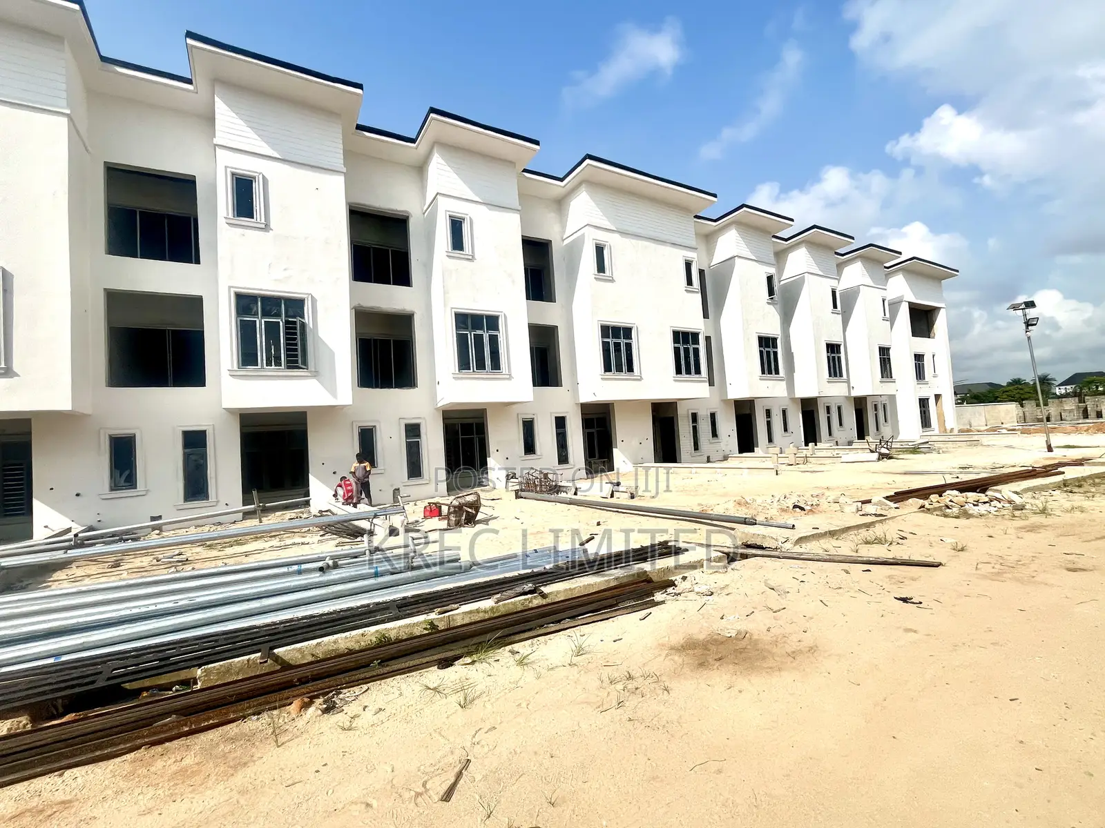4bdrm Duplex in Krec Limited, Rumuahalu for sale in Rumuahalu