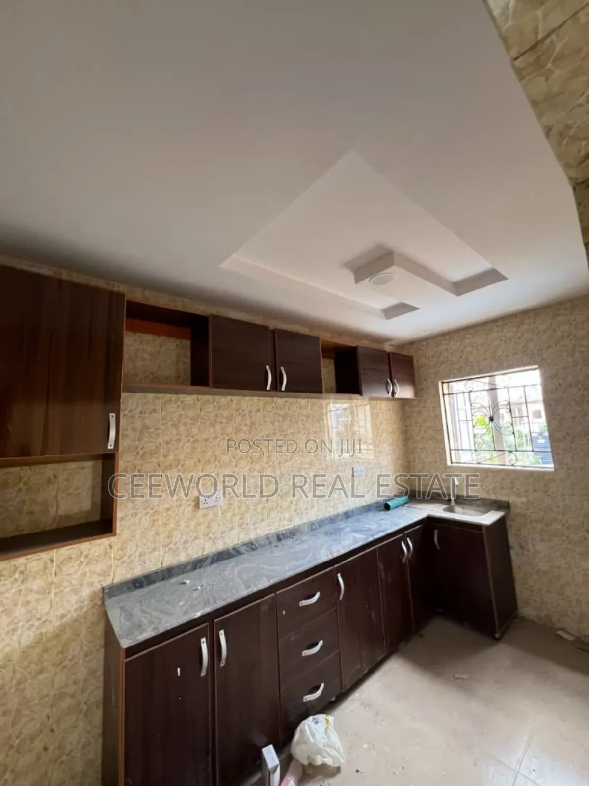 2bdrm Apartment in Peluseriki Ire Akari, Akala Express for rent in Akala Express