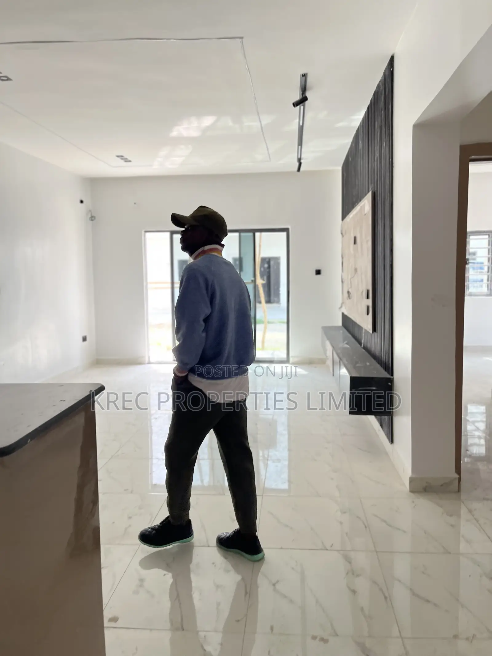 4bdrm Duplex in Rumuagholu, Rumuahalu for sale in Rumuahalu