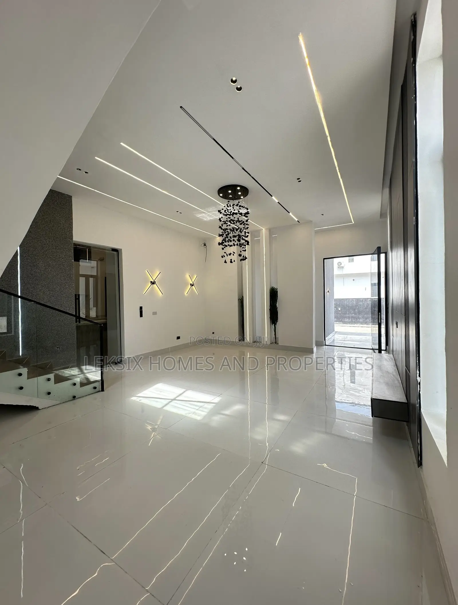 4bdrm Duplex in A Well Secured, Ado / Ajah for sale in Ado / Ajah