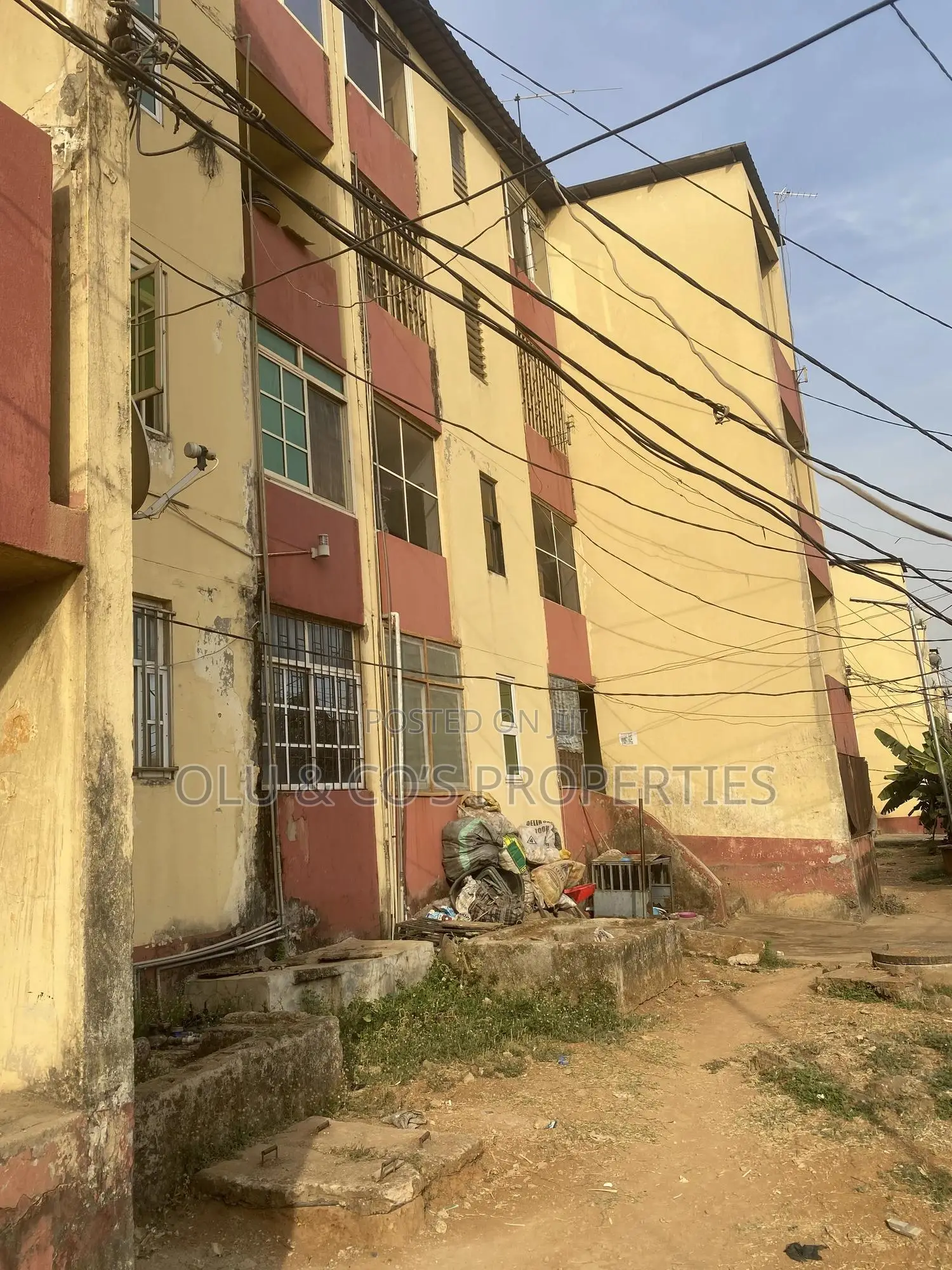 2bdrm Block of Flats in Wuse Zone 5 for sale in Wuse