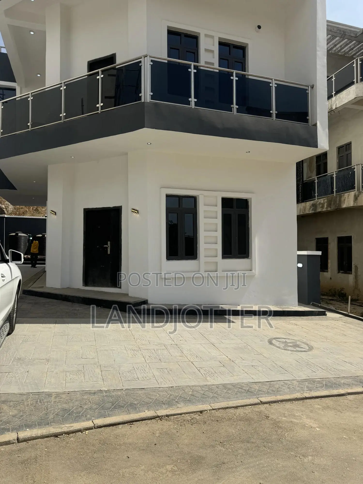 5bdrm Duplex in Emma, Guzape District for sale in Guzape District