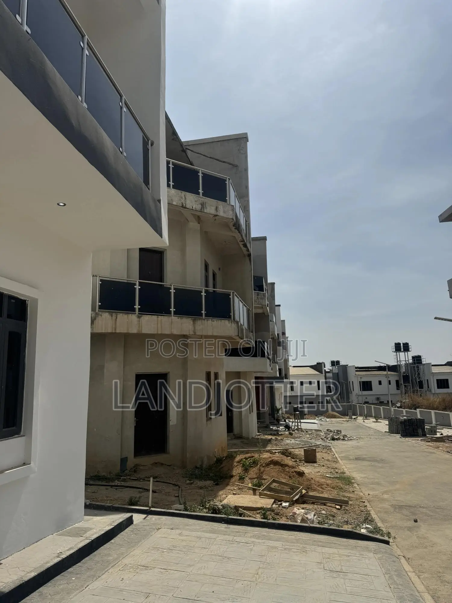 5bdrm Duplex in Emma, Guzape District for sale in Guzape District